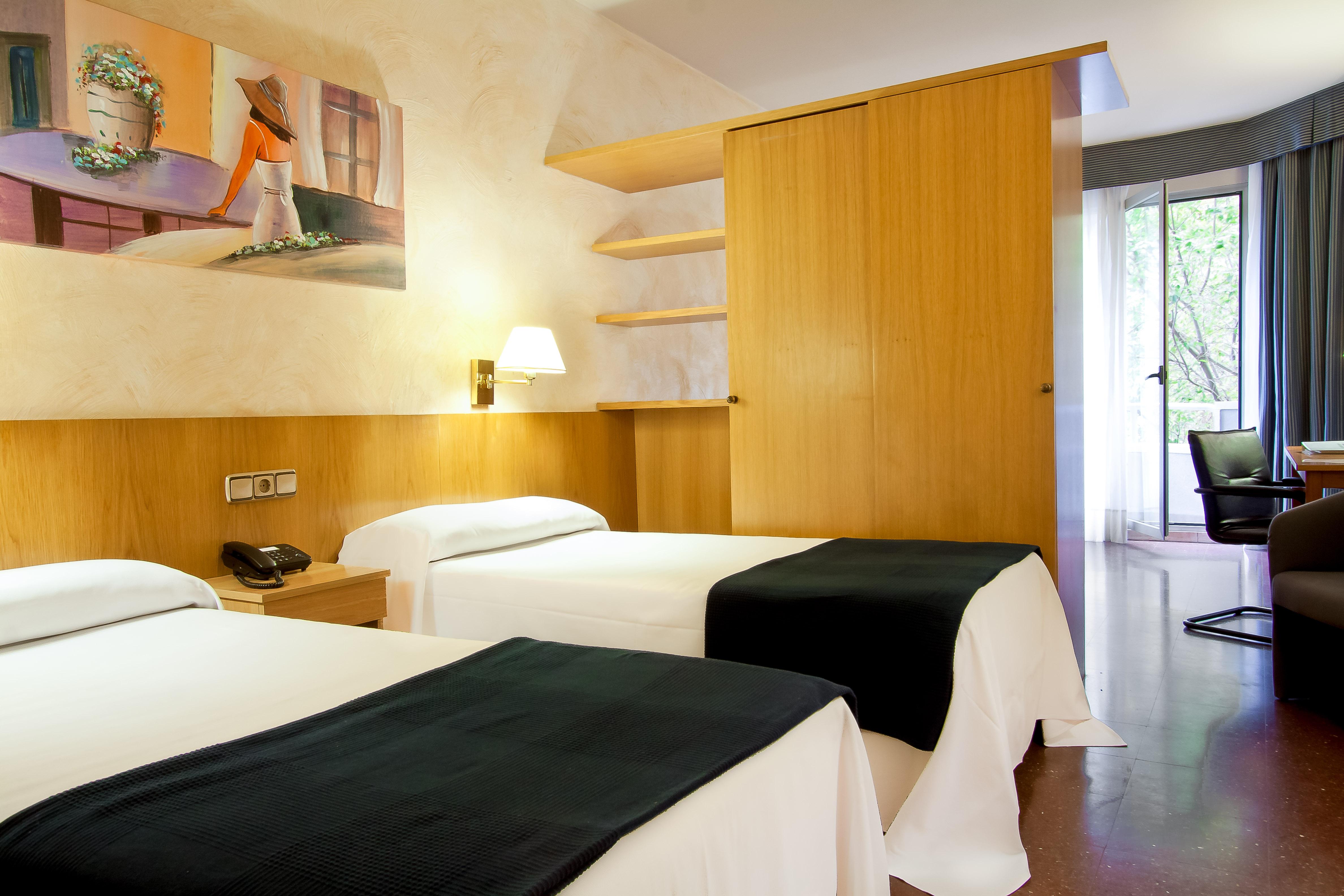 Appart hôtel Atenea Calabria Barcelone
